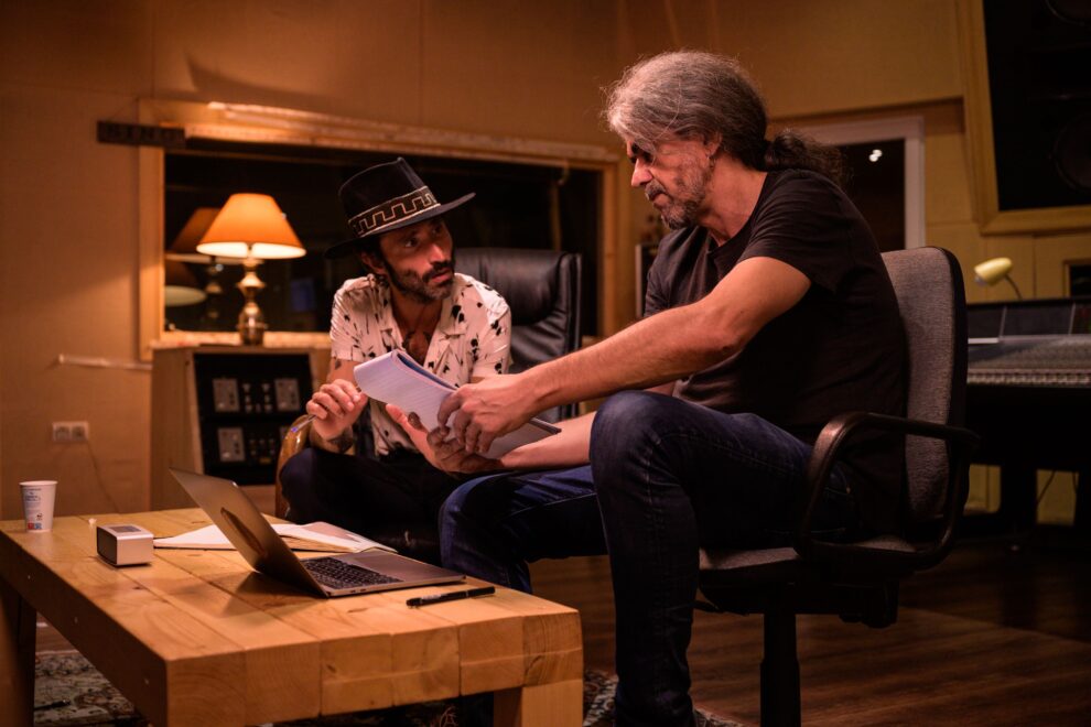 Leiva y Fernando León de Aranoa en 'Sintiéndolo mucho'