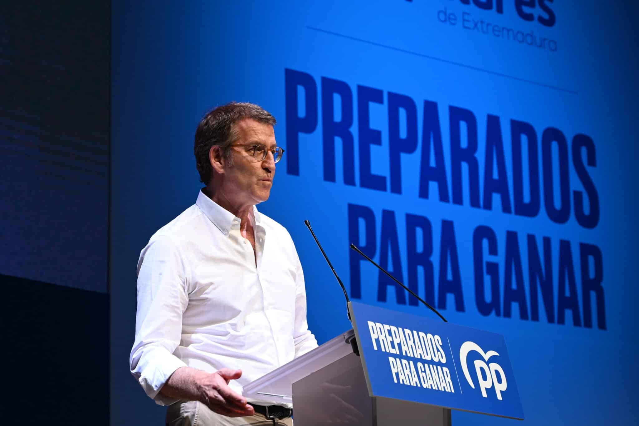 El presidente del Partido Popular, Alberto Núñez Feijóo, interviene en el XIII Congreso Regional del Partido Popular (PP) Extremadura.