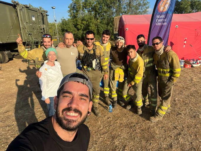 Voluntarios de World Central Kitchen, en el incendio de Zamora.