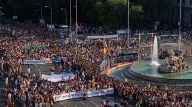 La manifestación del Orgullo llena el centro de Madrid con la polémica por la Ley Trans en el horizonte