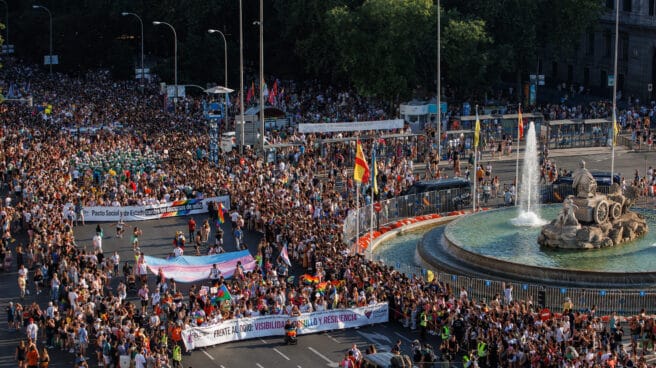 Manifestación del Orgullo en Madrid, a su paso por Cibeles. Manifestación del Orgullo en Madrid, a su paso por Cibeles.