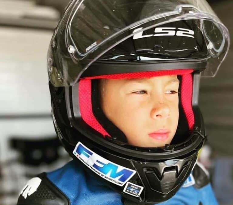 Muere un piloto de motociclismo infantil de 8 años mientras entrenaba con su moto en Italia