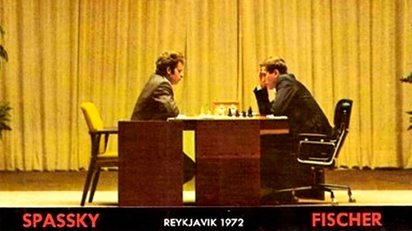 Fischer x Spassky: Guerra Fria chegou ao xadrez há 50 anos - 30/08/2022 -  Esporte - Folha