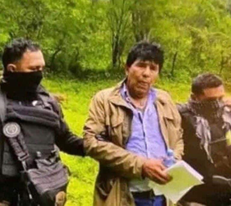 Mueren 14 agentes al chocar un helicóptero durante el arresto del capo más buscado por EEUU