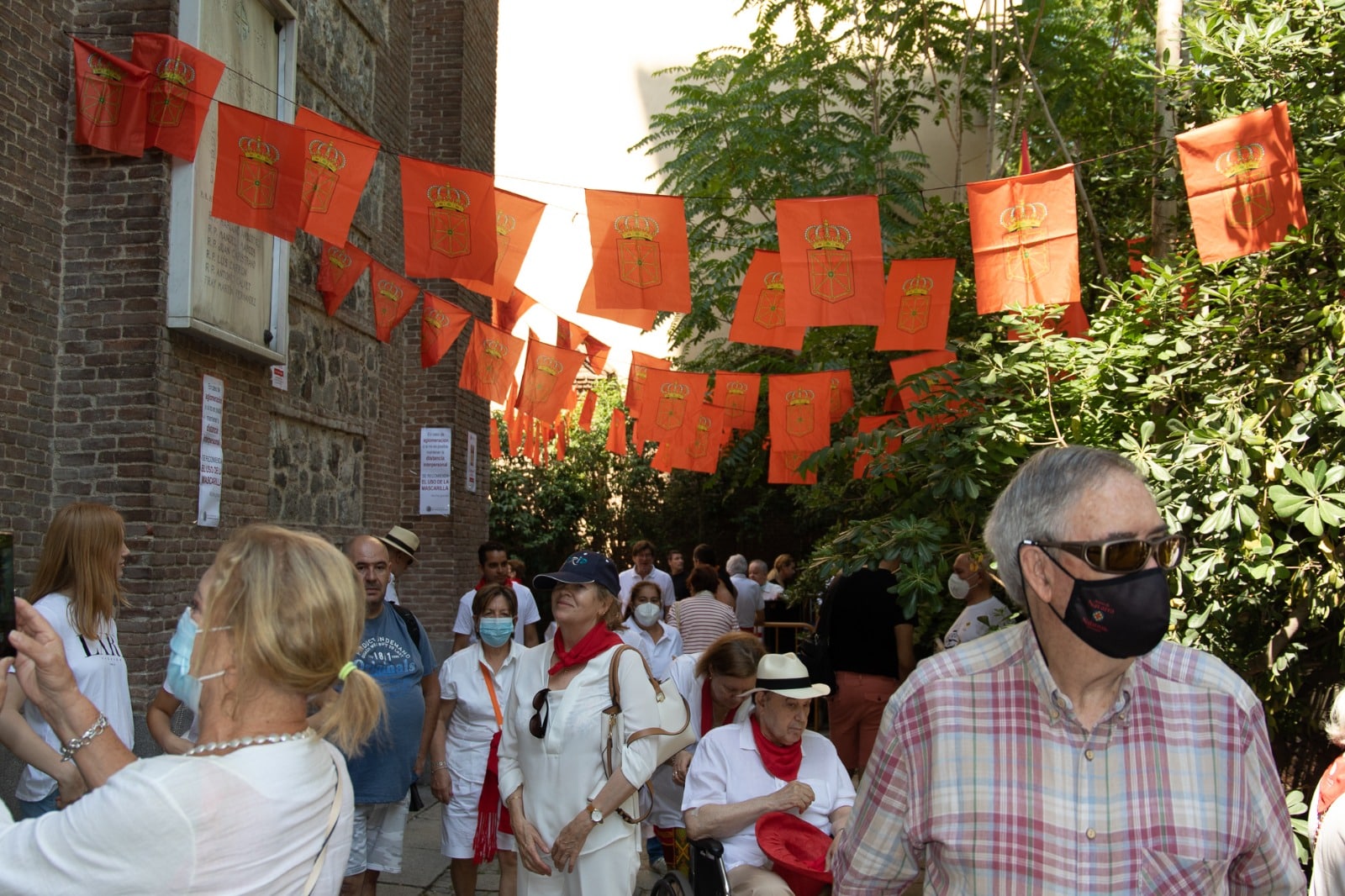 Ambiente en San Fermín de los Navarros en Madrid.