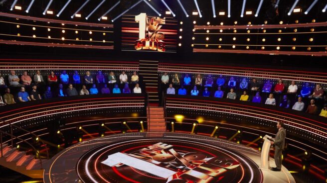 Antena 3 trae a España 'The 1% Club', el programa donde el último jugador se enfrentará a una pregunta que solo el 1% del país acertaría 'The 1% Club', el nuevo programa de Atresmedia, adaptado de la BBC