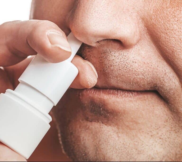 Se busca vacuna intranasal para frenar el Covid