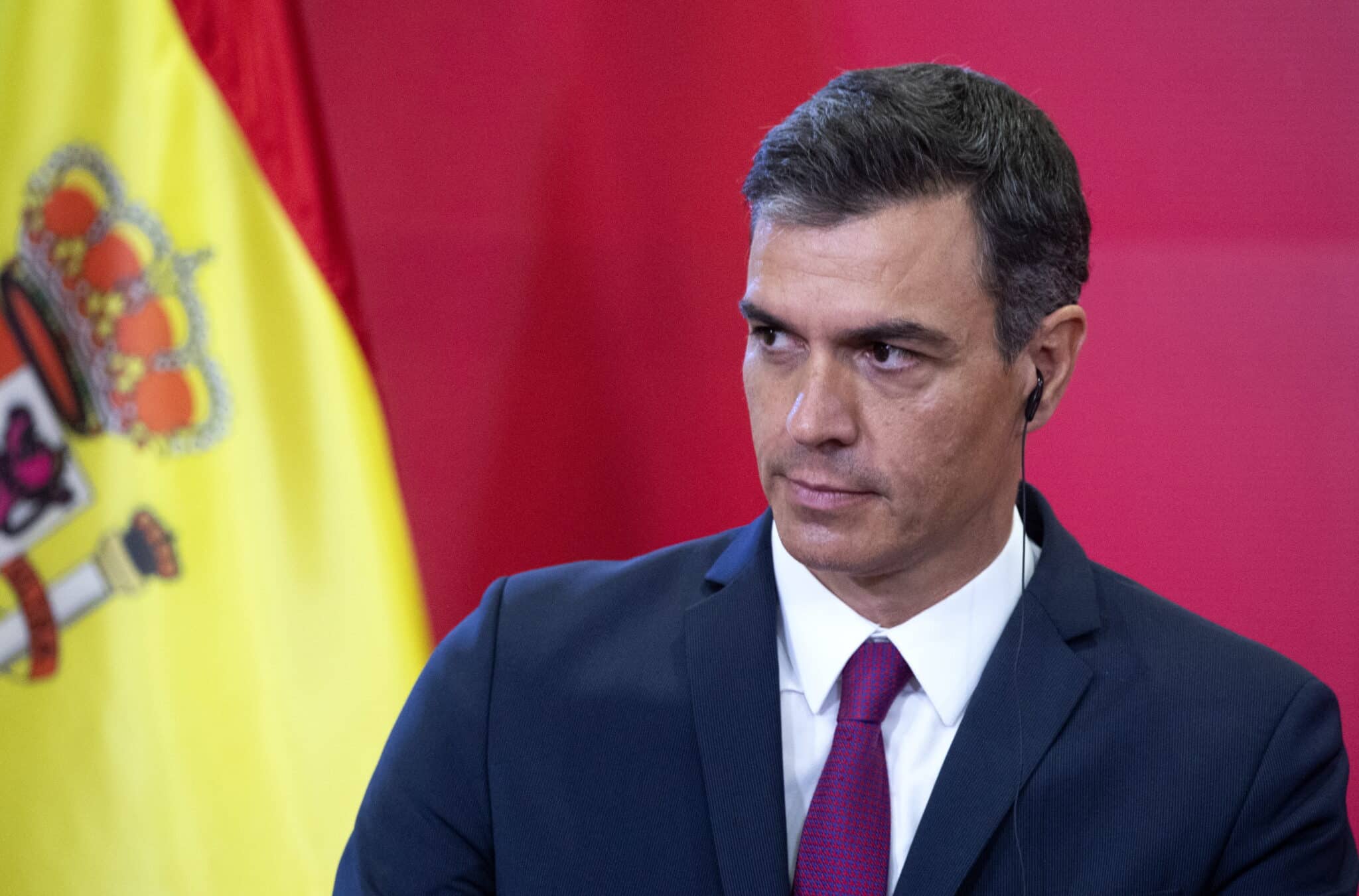 Pedro Sánchez Pérez-Castejon, asiste a una conferencia de prensa conjunta con su homólogo de Macedonia del Norte, Kovacevski