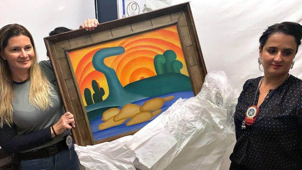 La estafa de más de 140 millones de dólares en arte de una mujer a su madre en Río de Janeiro