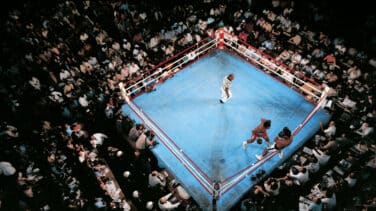 Cuando Neil Leifer fotografió al hombre más famoso del mundo contra la cuerdas