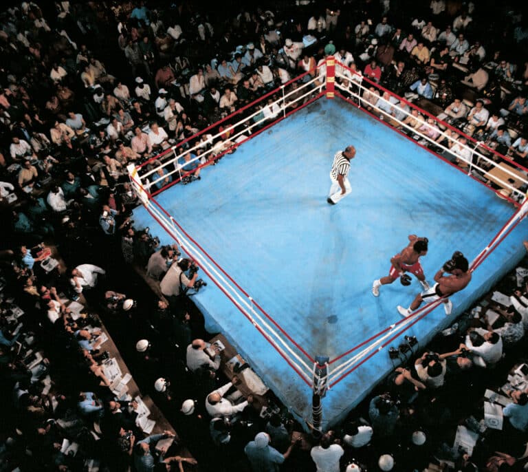 Cuando Neil Leifer fotografió al hombre más famoso del mundo contra la cuerdas