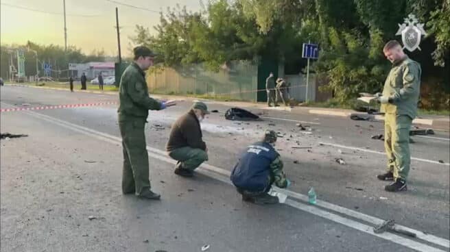 La bomba lapa que mató a Darya Dugina en Moscú llevaba al menos 400 gramos de explosivos Una imagen fija tomada de un video de un folleto que el Comité de Investigación de Rusia puso a disposición el 21 de agosto de 2022