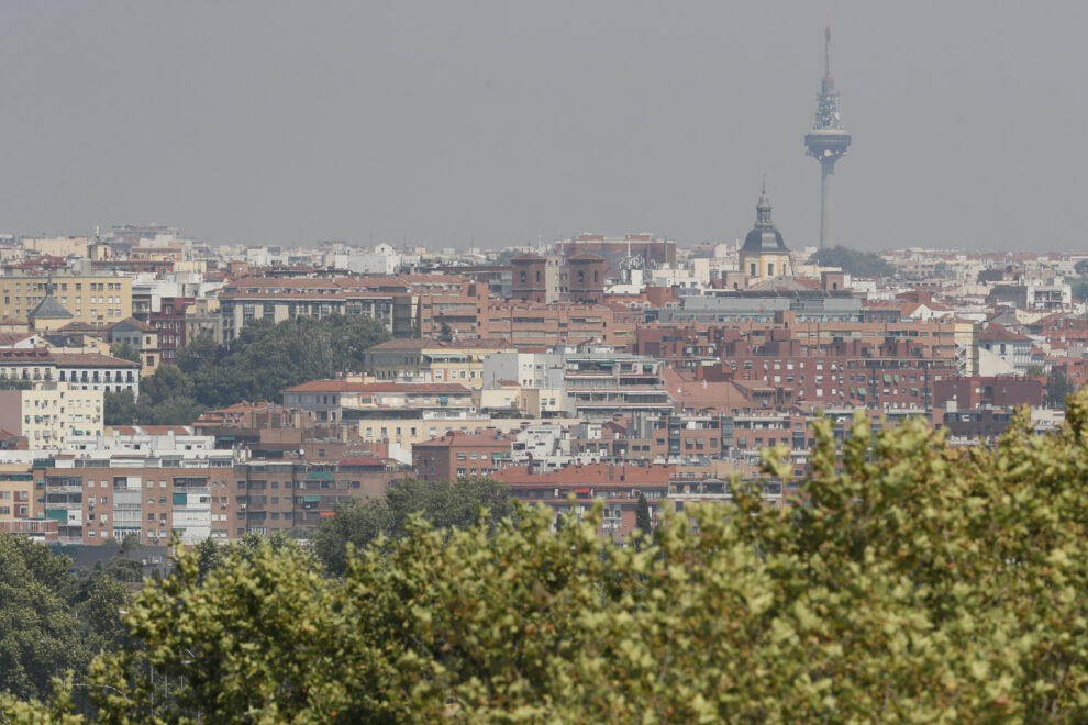 El centro de emergencias 112 de la Comunidad de Madrid ha recibido a lo largo de la mañana de este martes "varias" llamadas de ciudadanos alertados