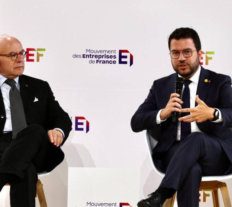Aragonès defiende en París una Cataluña independiente "dentro de los Estados Unidos de Europa"