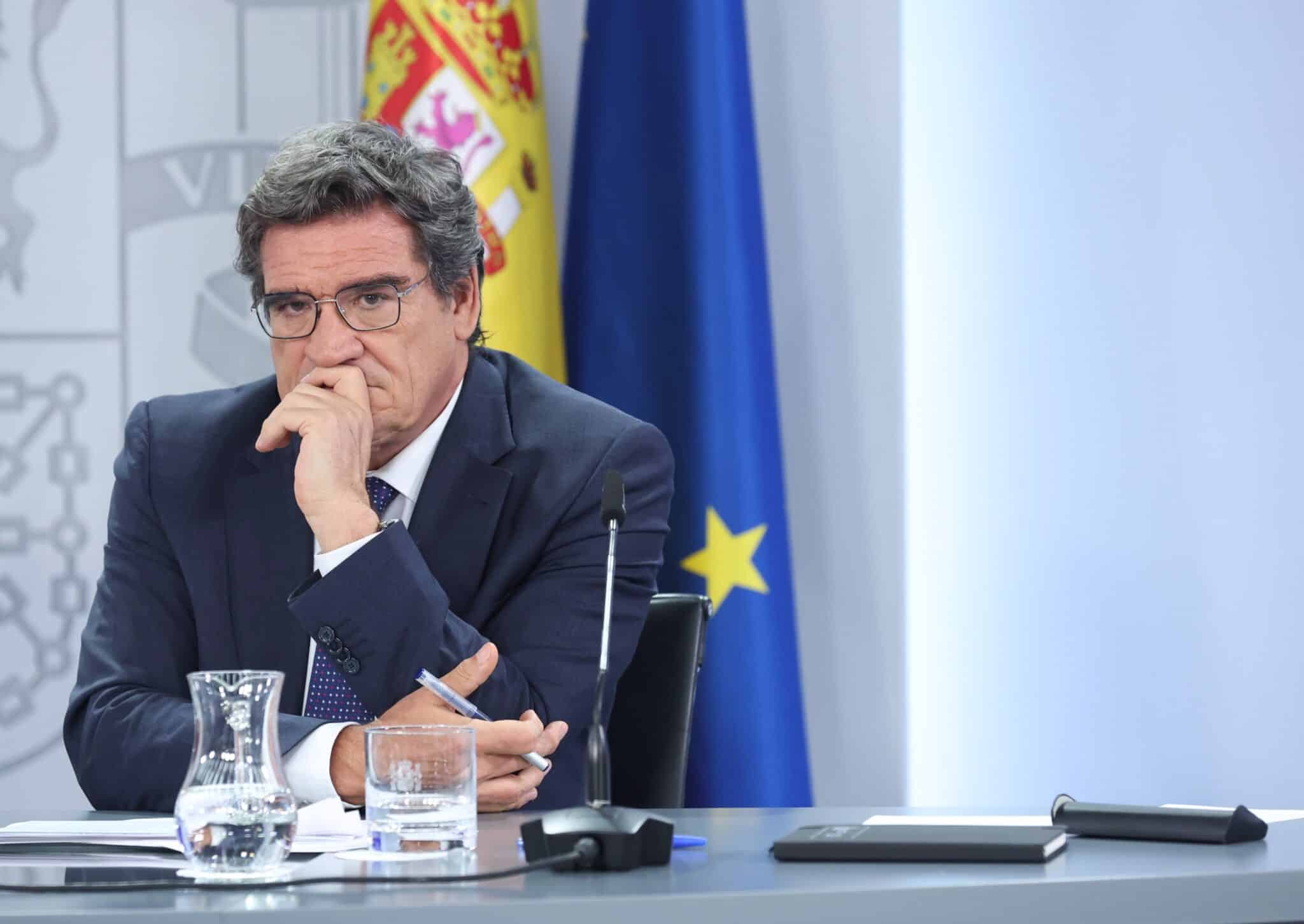 El ministro de Inclusión, Seguridad Social y Migraciones, José Luis Escrivá, en una rueda de prensa posterior al Consejo de Ministros.