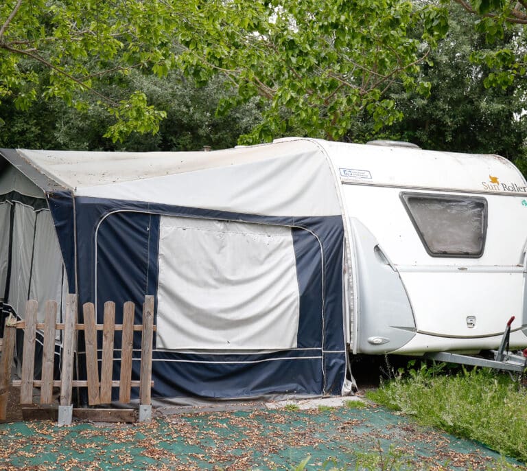 El regreso de los extranjeros duplica el negocio de apartamentos, camping y albergues