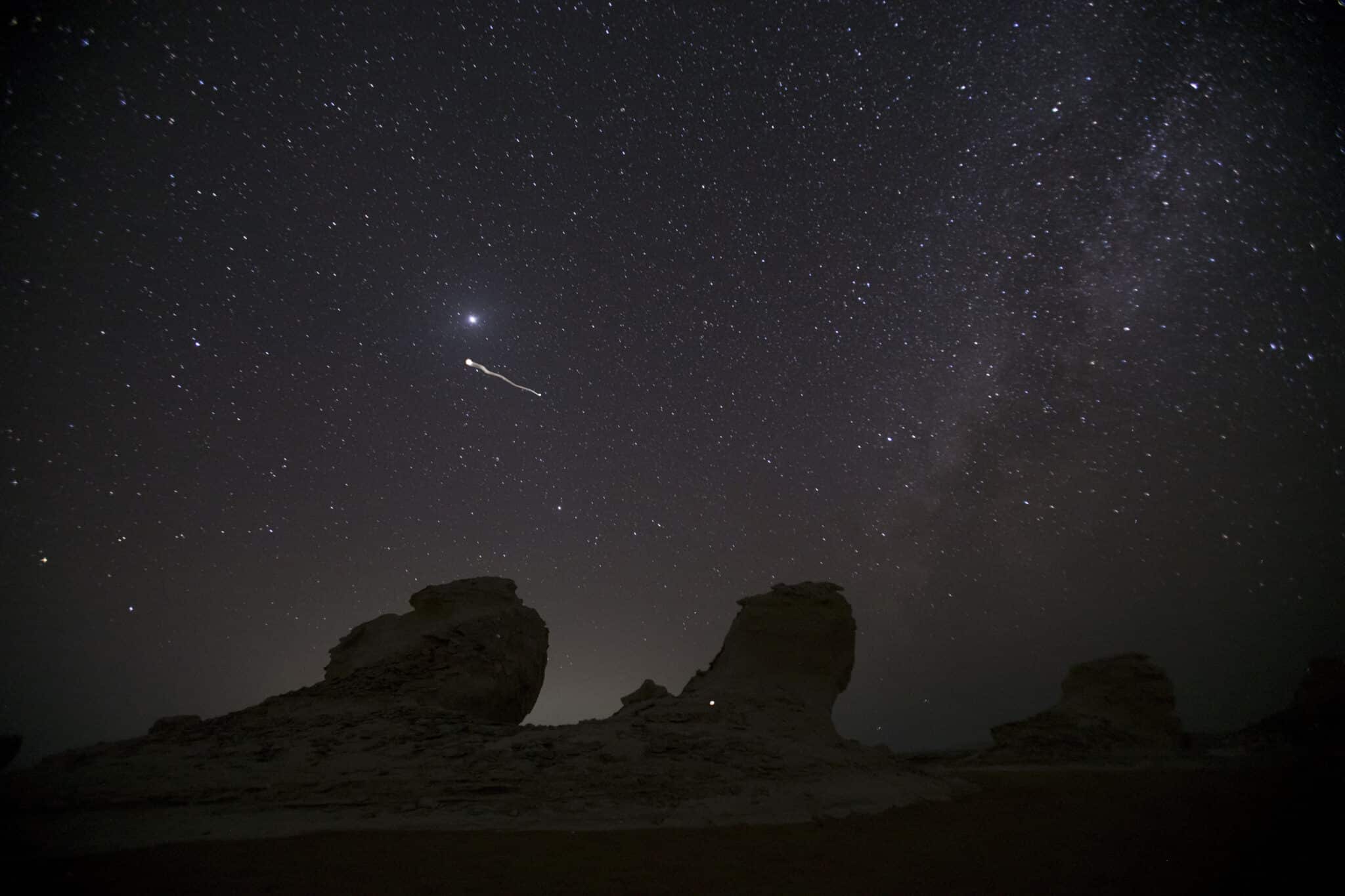 Desde dónde y cómo ver la lluvia de perseidas hoy