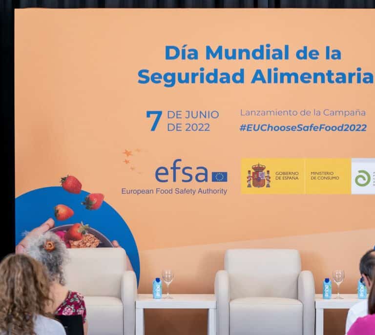 Consumo seleccionará a 500 adultos de 30 municipios para calcular cuánta sal se toma al día en España