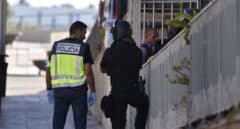 Detienen en Málaga a un joven sin carné por conducción temeraria y llevar una catana en el maletero