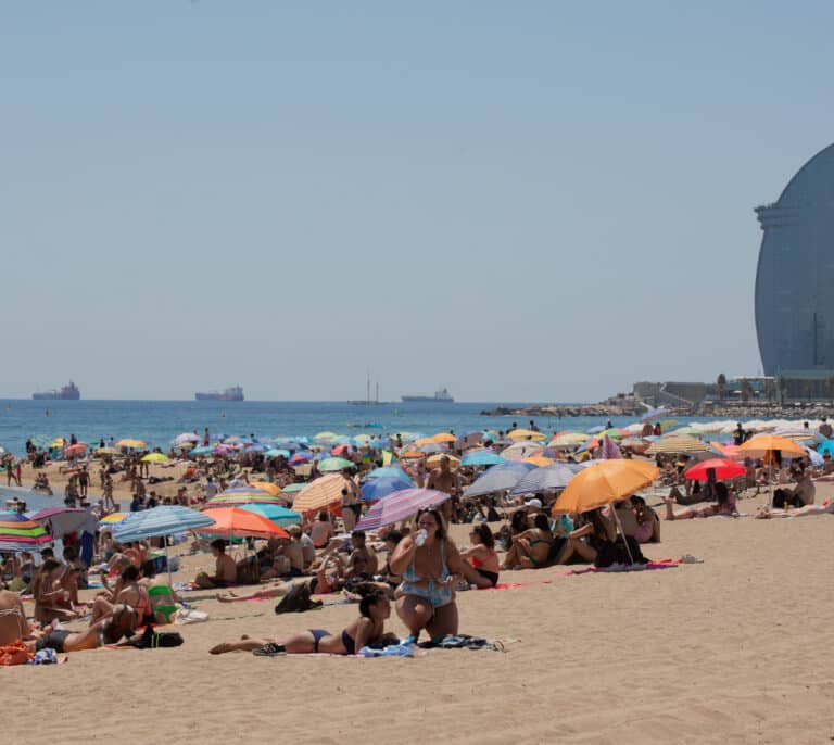 El Banco de España alerta de una fuga de turistas hacia destinos más baratos por la inflación