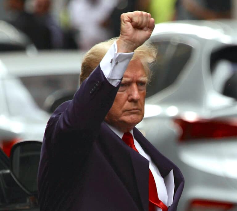 Trump se niega a declarar ante la Fiscalía por la investigación sobre sus negocios