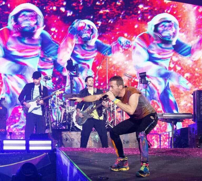 De 50 a 500 euros en pista y a más de 1000 en las zonas VIP: la reventa dispara las entradas de Coldplay