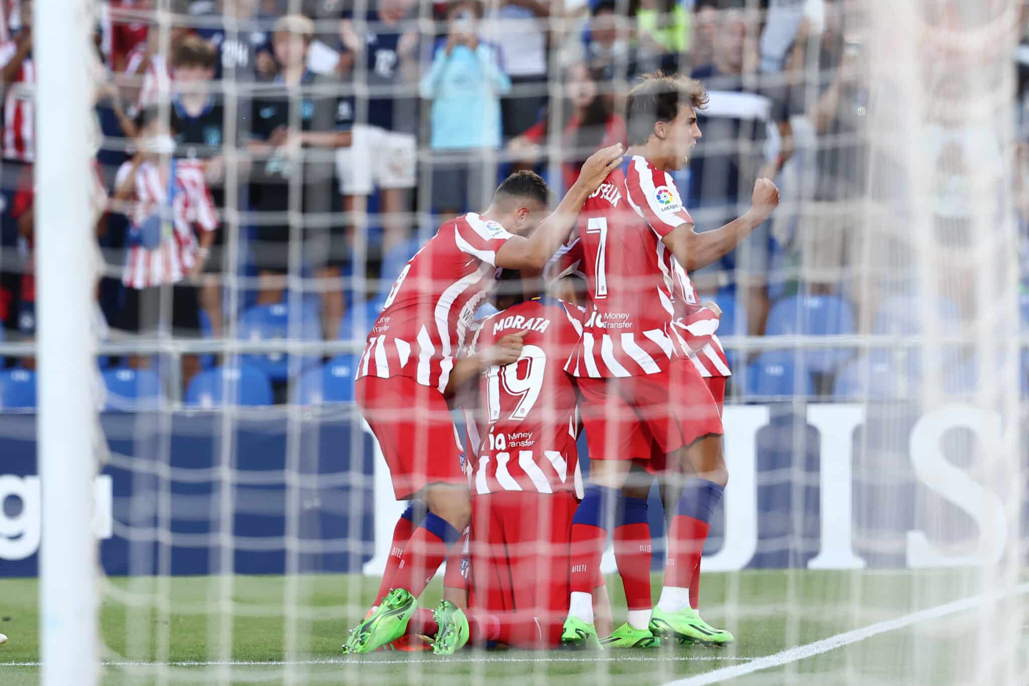 Los jugadores del Atlético de Madrid celebran un gol en la primera jornada de LaLiga en el Colisuem Alfonso Pérez