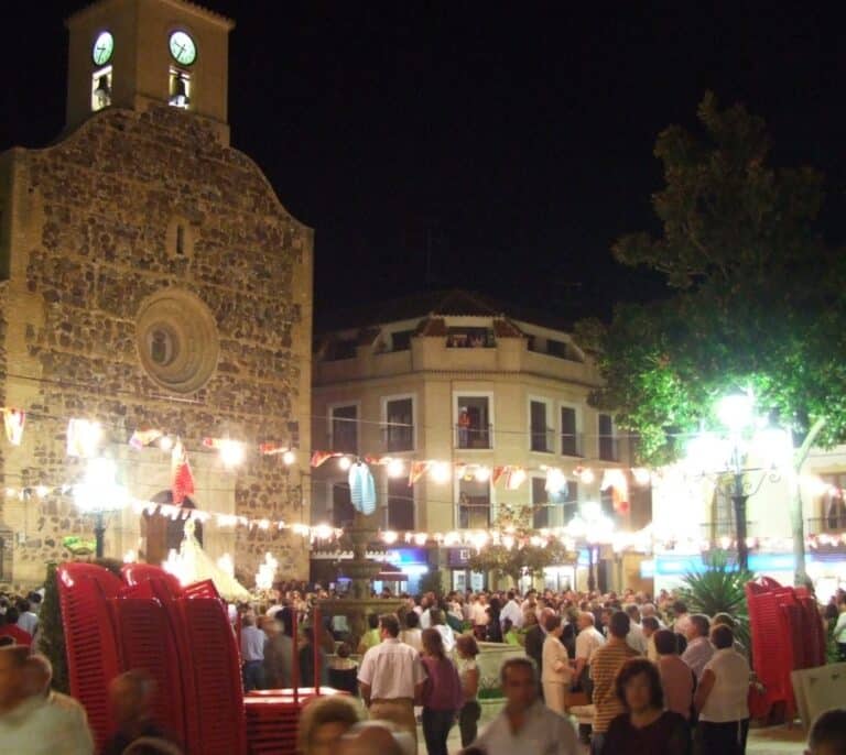 Las fiestas de los pueblos: el auténtico espíritu del verano