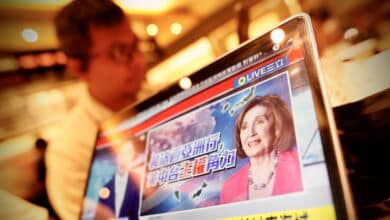 Nancy Pelosi ignora las amenazas de China y visita Taiwán