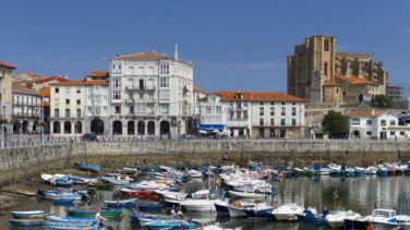 Muere ahogado en Castro Urdiales un concejal del PSE de Mungia