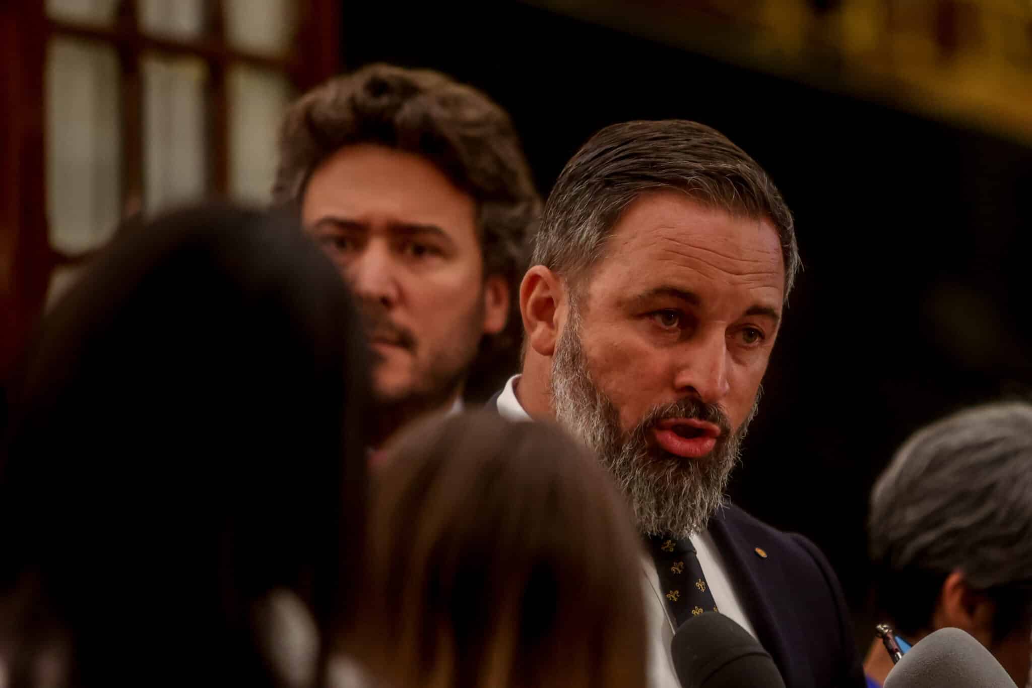 El presidente de Vox, Santiago Abascal, a su llegada a la sesión plenaria extraordinaria del Congreso de los Diputados, que ha convalidado del decreto energético del Gobierno.