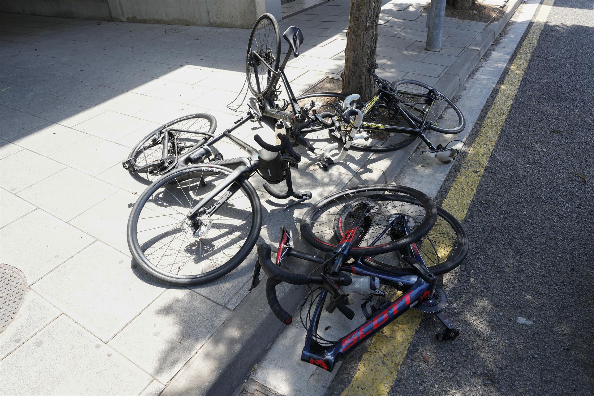 Atropello mortal a un grupo de ciclistas en Castellbisbal.
