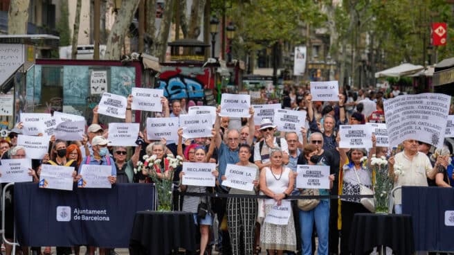 barcelona-ofrenda-atentados-independentistas