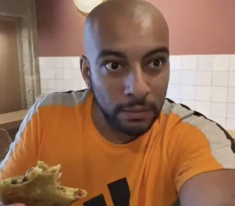 El Valencia y la Real Sociedad denuncian al 'youtuber' Borja Escalona por colarse en sus estadios de fútbol