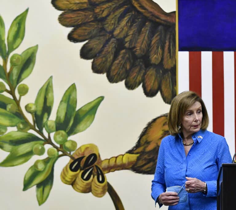 China suspende varios mecanismos de cooperación con EEUU tras el viaje de Pelosi