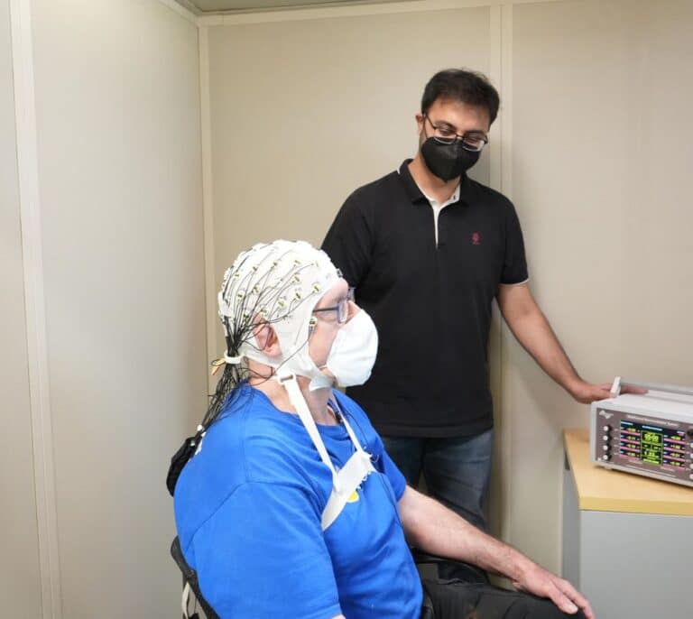 Científicos logran mejorar la memoria de mayores de 65 con estimulación cerebral