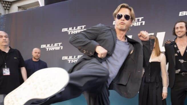 Brad Pitt protagoniza 'Bullet Train': "Hacer el tonto en una película de acción es el papel más divertido" Brad Pitt asiste a una sesión de fotos para la película Bullet Train en le Grand Rex en París