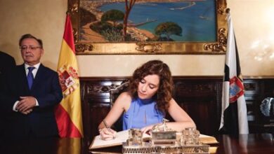 Ayuso pide en Ceuta una nueva política migratoria: "Los menores no son objetos"