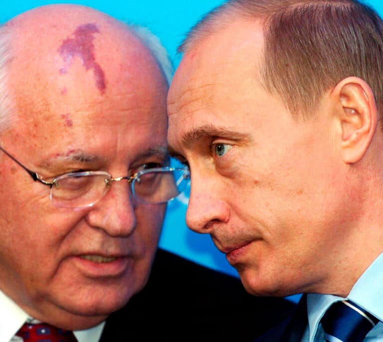 Gorbachov y Putin, unidos por la 'hermandad' con Ucrania, separados por la guerra