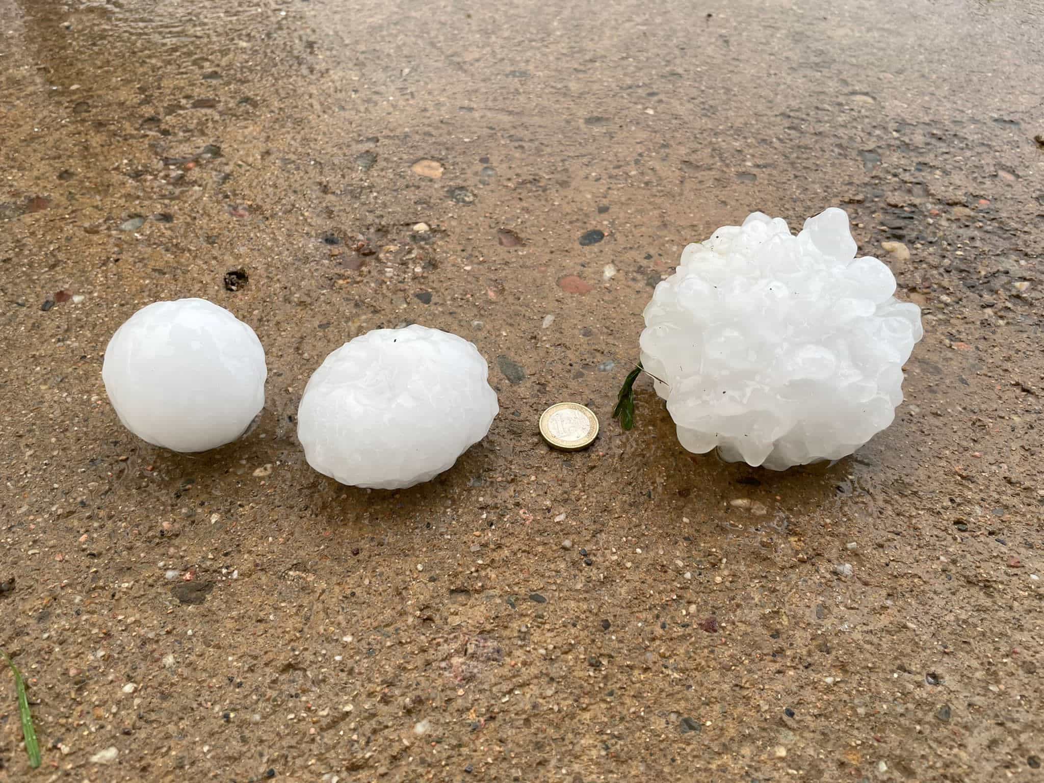 Granizo de 10 cm de diámetro en La Bisbal (Gerona)