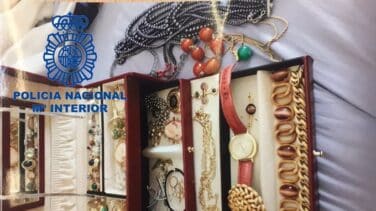 Detienen a un joven por robar joyas valoradas en 40.000 euros a la abuela de su novia