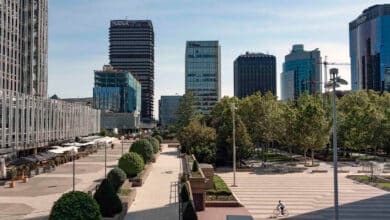 El alquiler de oficinas vuelve a vibrar: las operaciones se disparan en Madrid y Barcelona