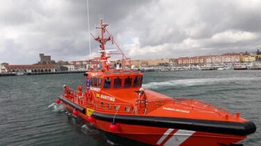 Hallan el cadáver de una persona en el mar, en Vélez-Málaga