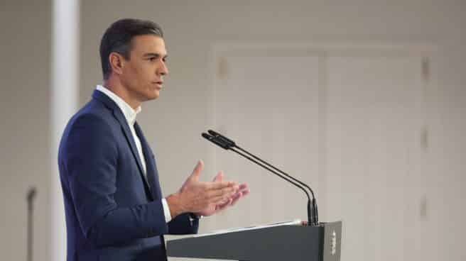 El presidente del Gobierno, Pedro Sánchez, presenta el primer informe de rendición de cuentas 2022 del Gobierno de España, en el Complejo de La Moncloa. El presidente del Gobierno, Pedro Sánchez, presenta el primer informe de rendición de cuentas 2022 del Gobierno de España, en el Complejo de La Moncloa.