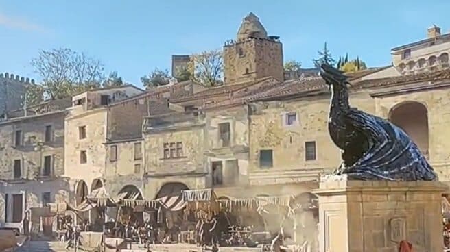 Secuencia de "La casa del dragón", precuela de la serie "Juego de Tronos" en la Plaza Mayor de Trujillo