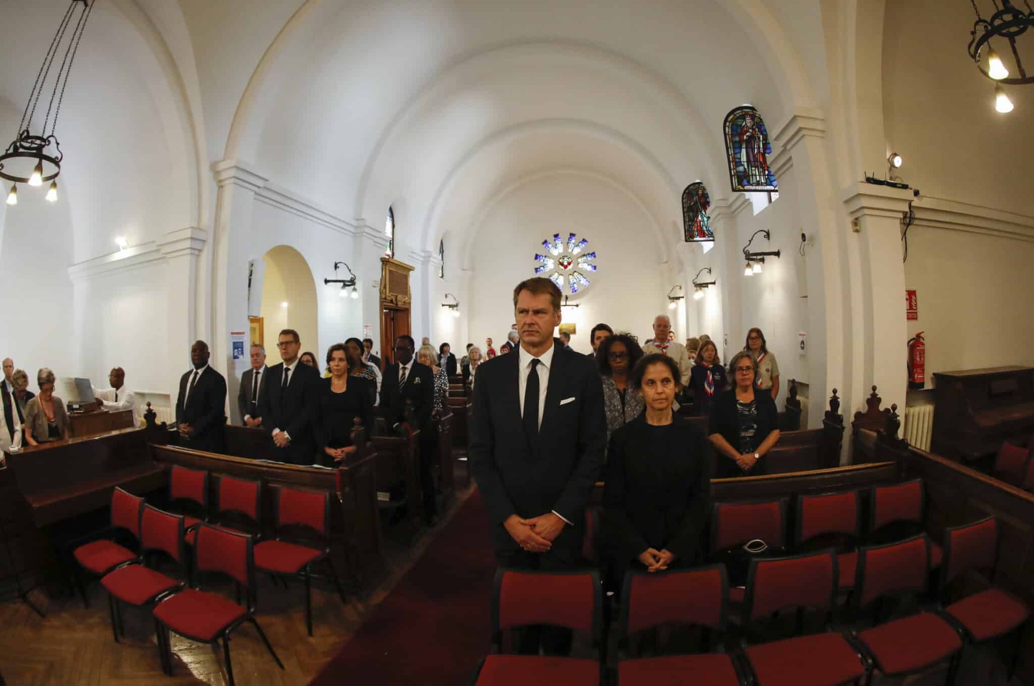 El embajador británico en España, Hugh Elliott, en un acto en honor de la reina Isabel II.