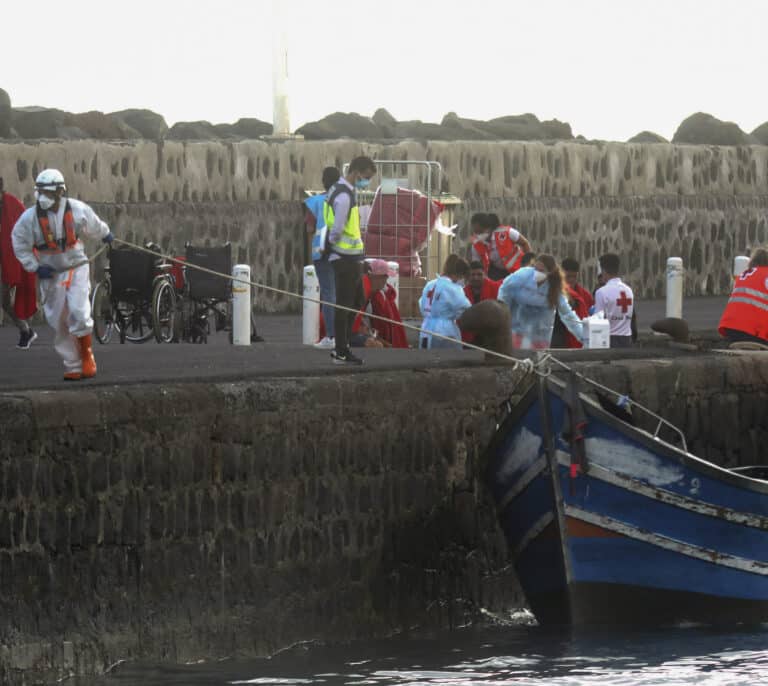 Detenido en Ceuta el piloto de una moto de agua tras arrojar al mar a un inmigrante