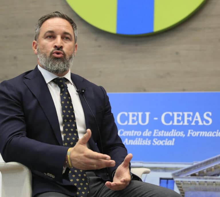 Abascal recuerda a Olona que "hace solo un mes y medio nos dijo que abandonaba la política"