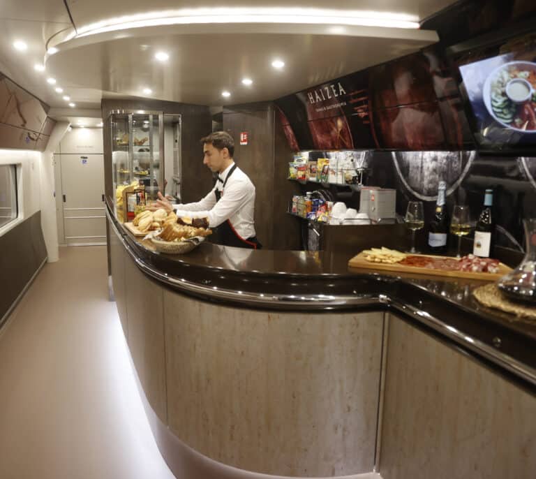Iryo arranca la guerra con Renfe y Ouigo: "Queremos ser el operador de las empresas"