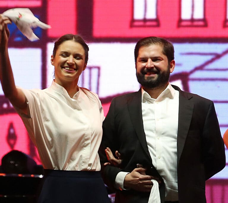 Boric hace bien en seguir a Lagos